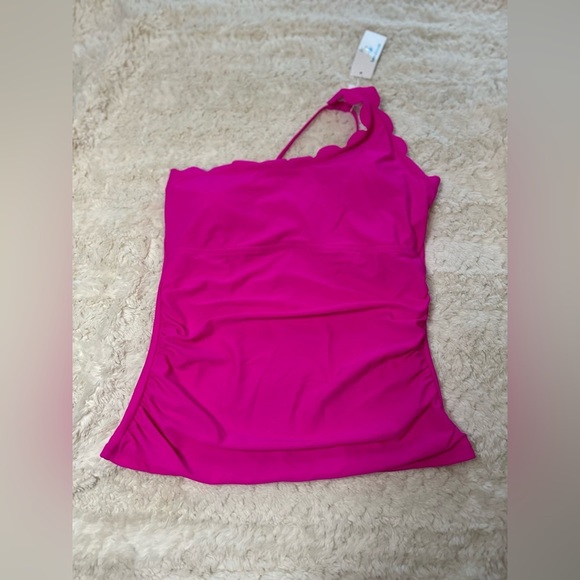Women’s Beachsissi Swimsuit Top Scalloped New With Tags Size Medium - Picture 1 of 7